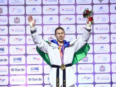 Узбекистанец впервые в истории стал чемпионом мира по тхэквондо