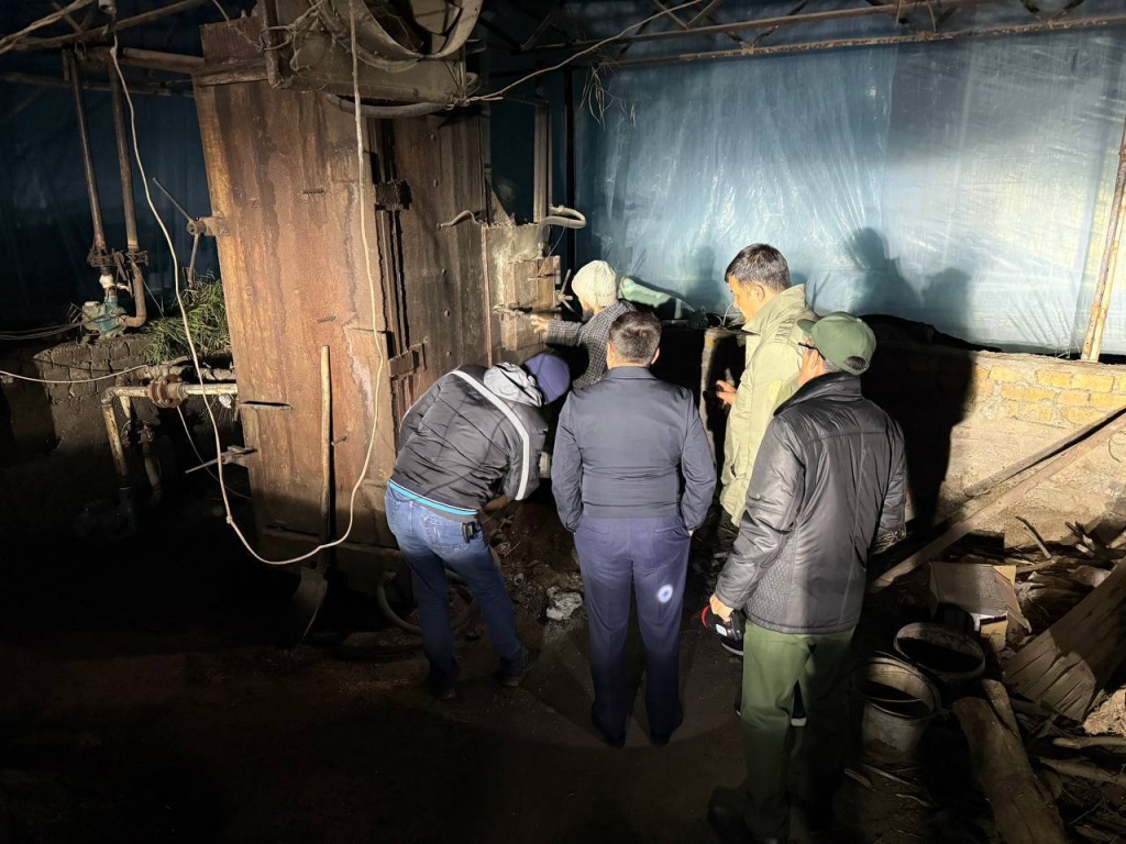 В Ташкентской области в очередной раз выявили теплицы, загрязнявшие воздух