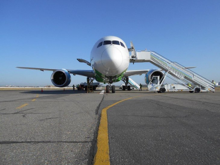 Узбекистан возобновляет регулярное международное авиасообщение с пятью странами 