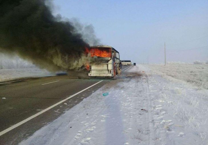 В Казахстане начался суд над владельцем автобуса, в котором сгорели 52 гражданина Узбекистана