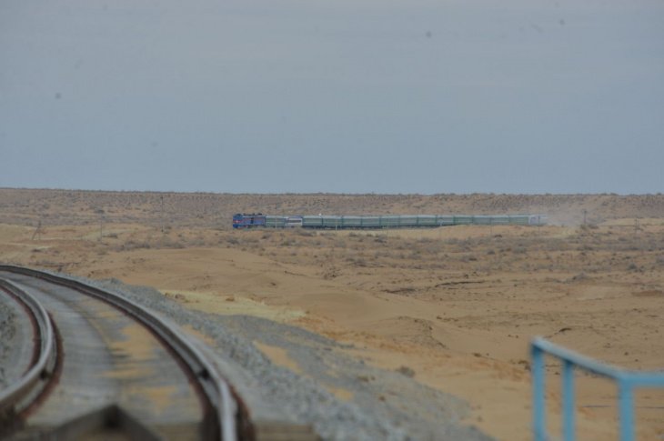 Сдана в эксплуатацию новая железнодорожная линия Бухара–Мискен 