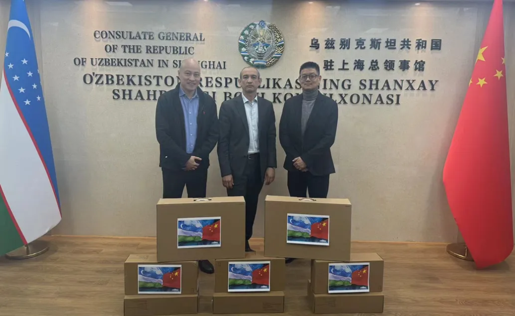 Школы Сырдарьинской области получат компьютеры от китайской компании