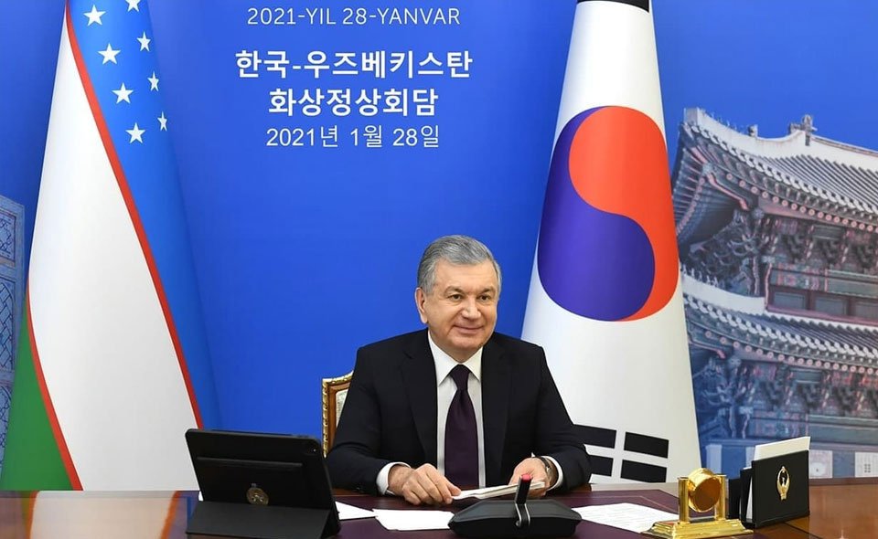 Узбекистан и Южная Корея подписали ряд стратегических документов. Мун Чжэ Ин снова пригласил Мирзиёева в Сеул 