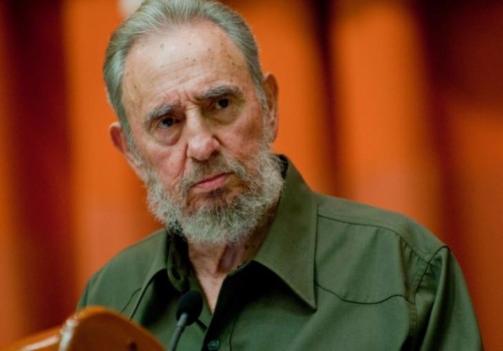 Мирзиеев выразил соболезнование в связи со смертью Фиделя Кастро
