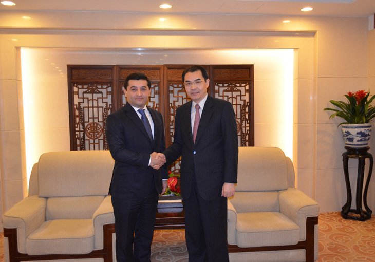 Новый Посол Узбекистана в Китае вручил копии верительных грамот