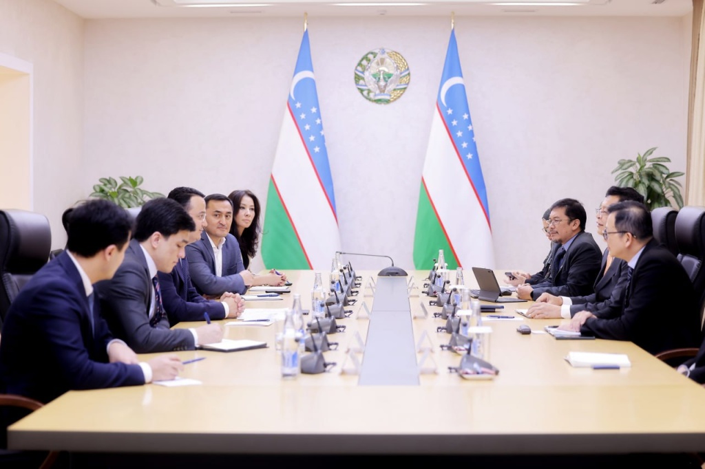 Узбекистан налаживает связи с еще одним автопроизводителем