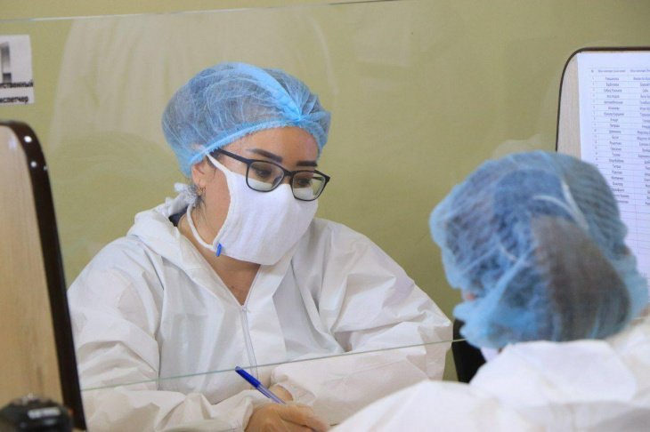 В Узбекистане за ночь выявили 276 больных коронавирусом. Общее число инфицированных достигло 17590