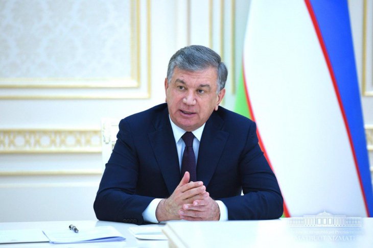 Мирзиёев уволил сразу трех высокопоставленных чиновников 
