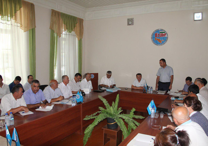 Руководитель УзЛиДеП встретился с активистами Самаркандского областного Кенгаша партии
