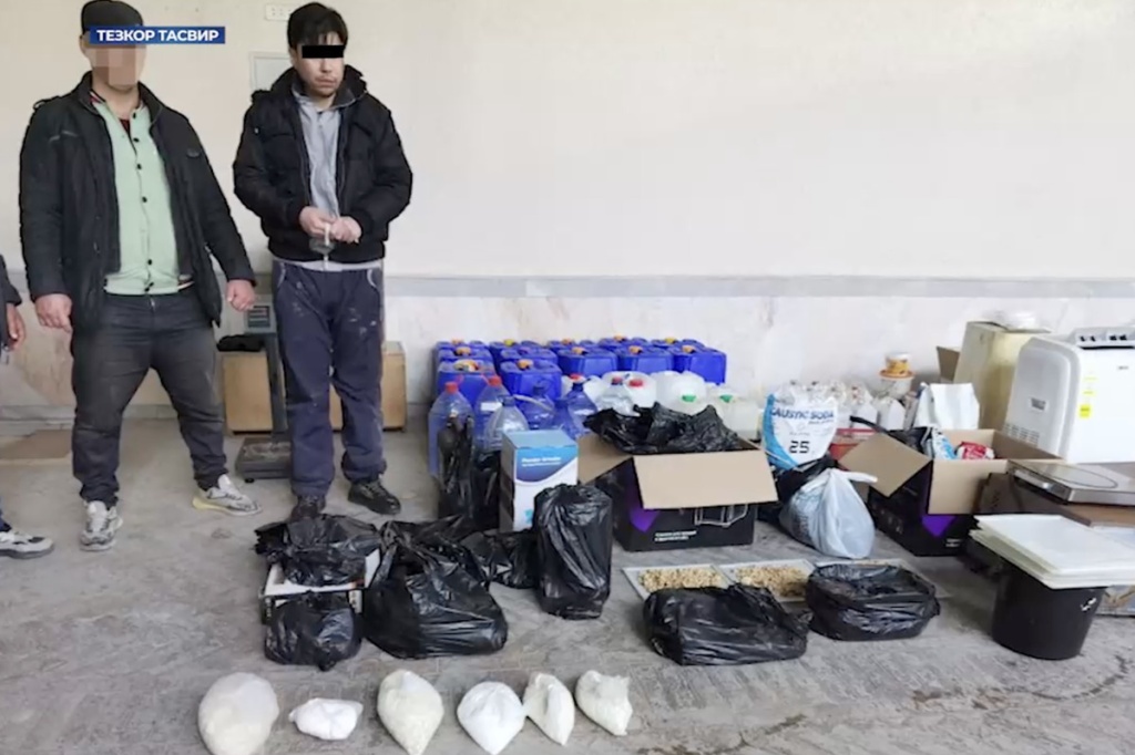 В Узбекистане борцов с наркотиками будут награждать нагрудным знаком 