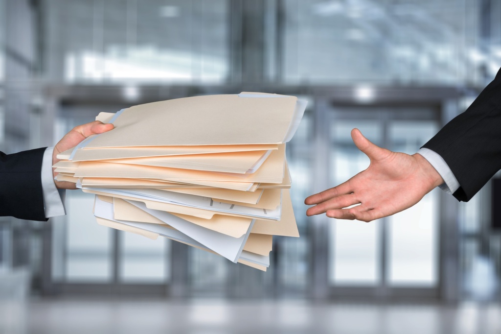 Чиновники Узбекистана приняли свыше 7 тысяч противозаконных документов