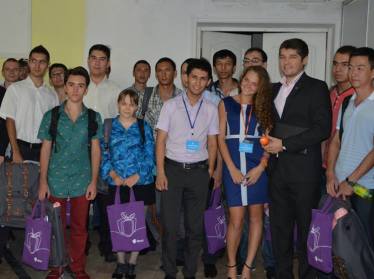 В Ташкенте прошла конференция для разработчиков мобильных приложений от Ucell и "Одноклассников"