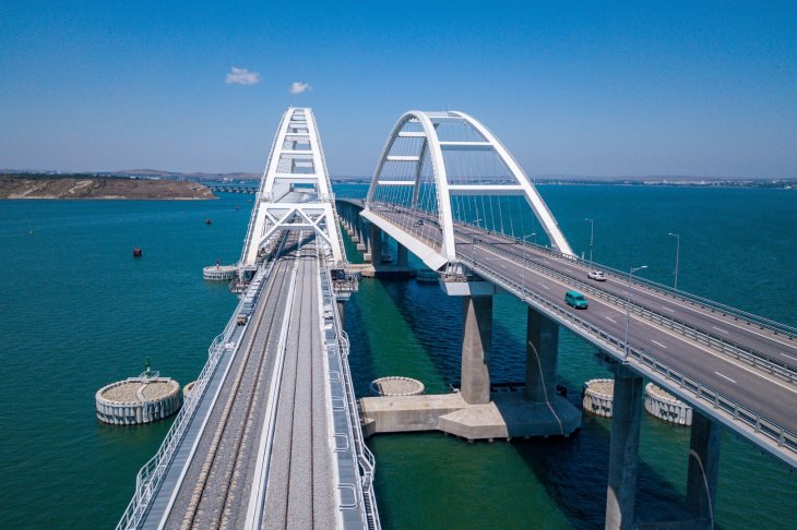 На Крымском мосту установили новый рекорд автотрафика