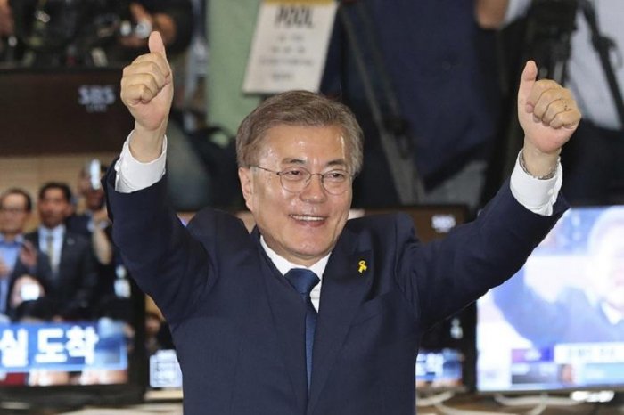 Мирзиёев поздравил Мун Чжэ Ина с избранием президентом Южной Кореи