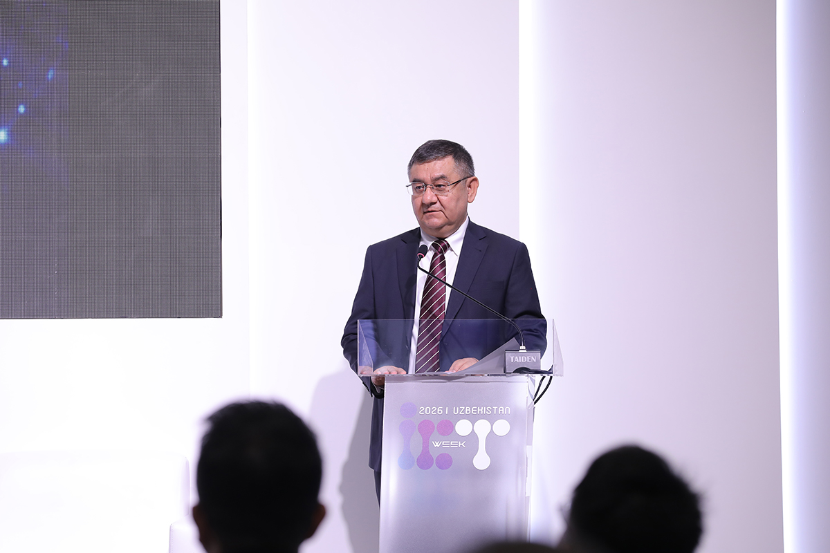 2_huawei_future_intelligence_forum_ictweek_2026_jalol_makhsudov.jpg