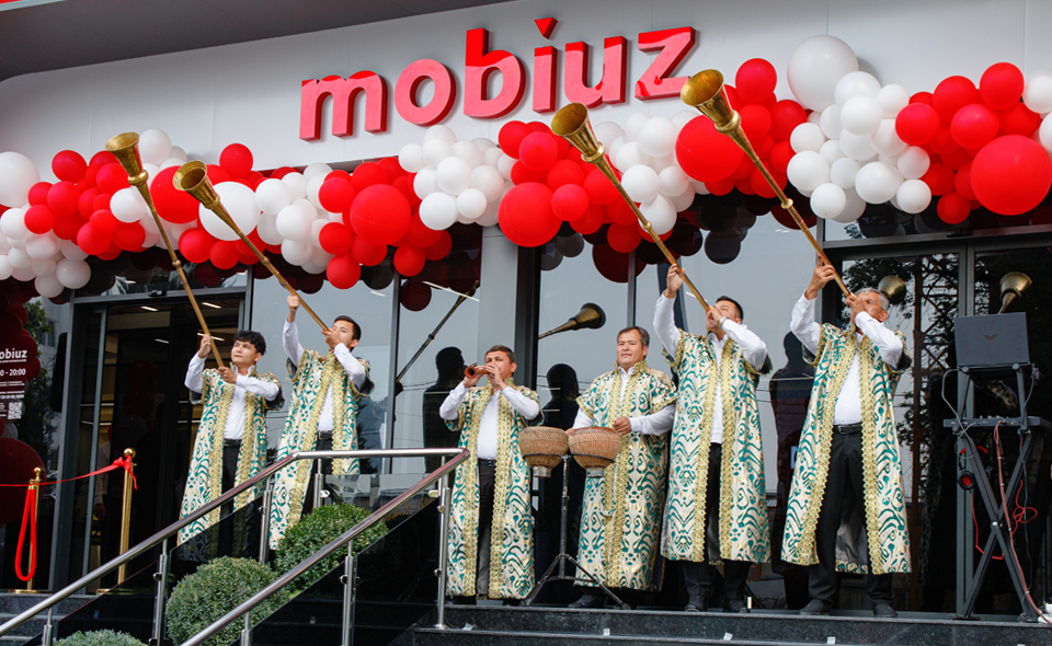 Инновации ближе: Mobiuz запустил современный Центр обслуживания Labzak в Ташкенте