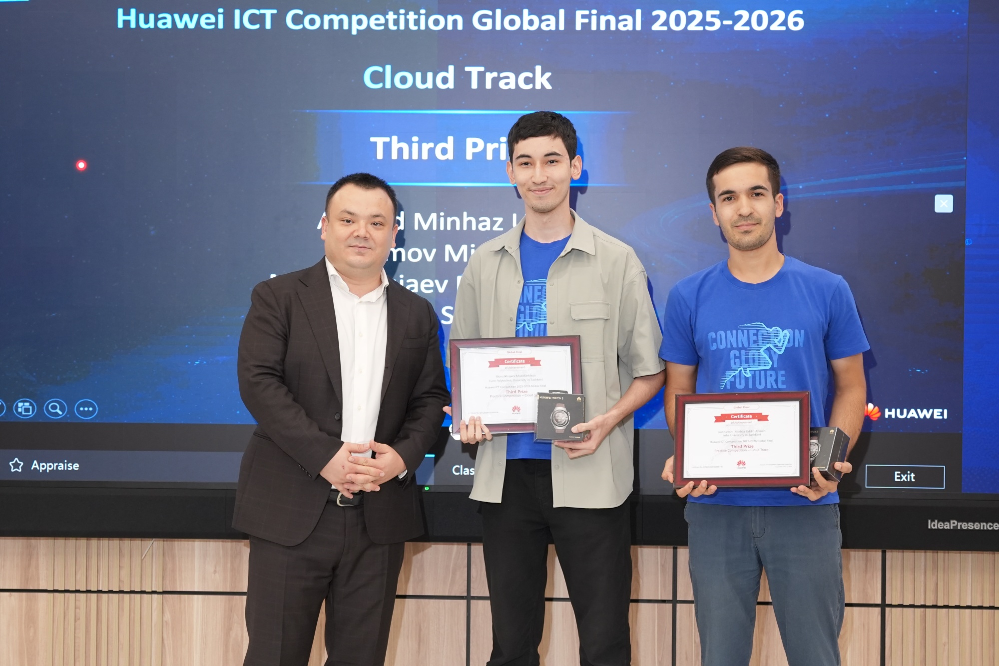 huawei-ict-academy-instructor-workshop-awarding.JPG