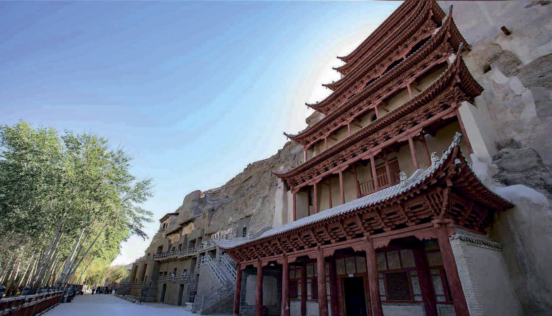 Пещеры Могао – это место, где встречается Восток и Запад, точка соединения различных религий, культур и знаний 4112.jpg